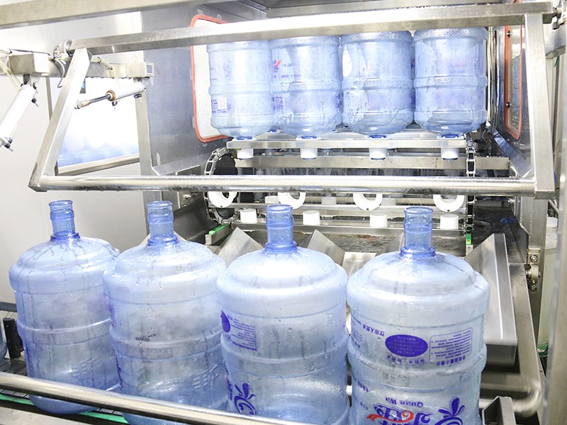 纯净水灌装机