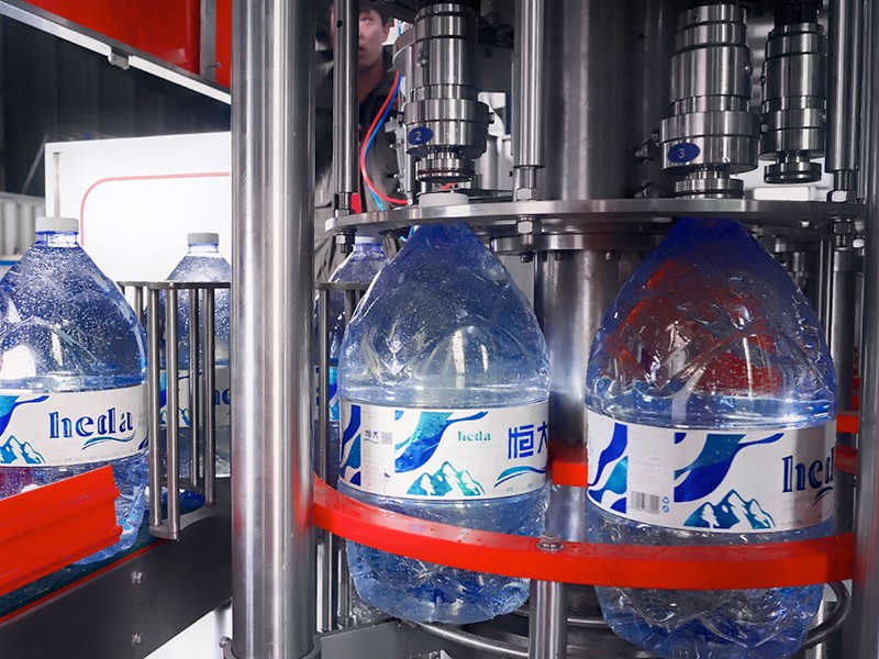 一次性桶装水设备